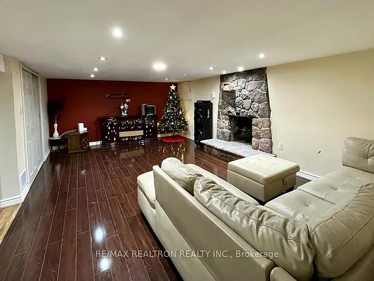 564 McCowan Rd #BSMNT — Photo 1