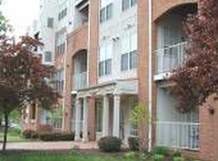 2700 Bellforest Ct APT 107, Vienna, VA 22180