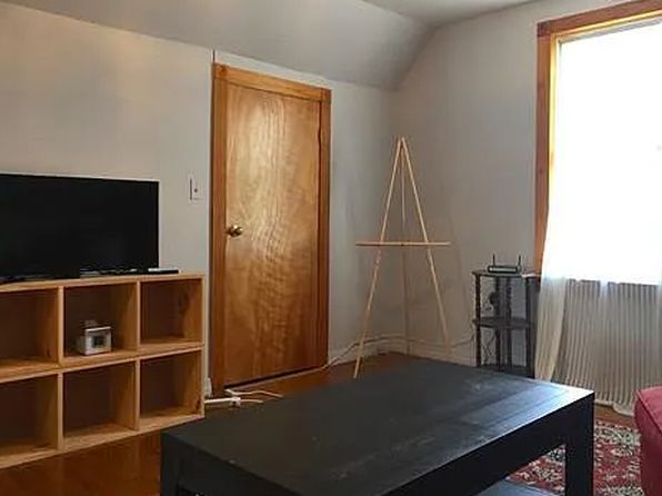 132 Cherry St #3