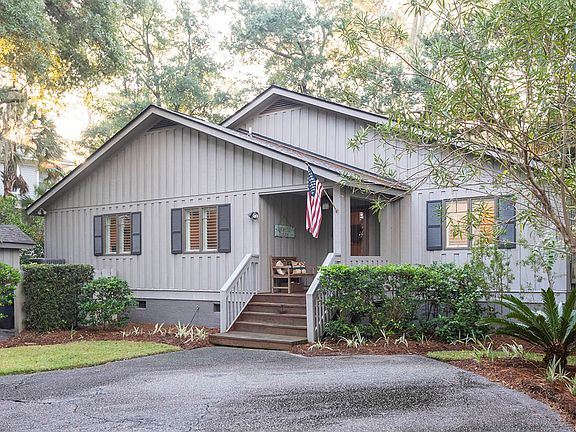 2nd image of 295 Salt Meadow Cv