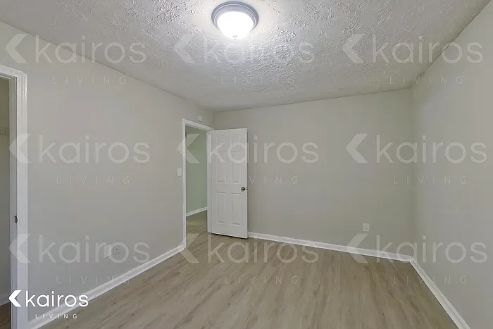 100 Deer Pkwy — Photo 16
