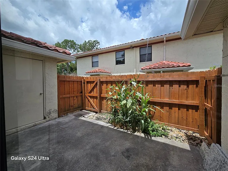 1600 Little Falls Cir #74 — Photo 26