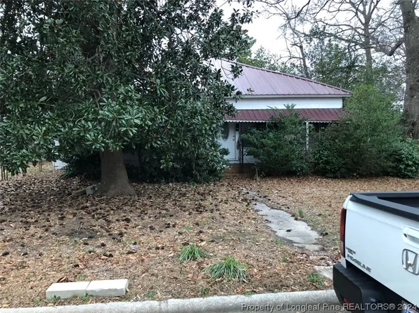 176 Graham St, Red Springs, NC 28377
