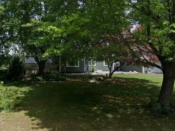 6358 Stevens Rd, Delton, MI 49046