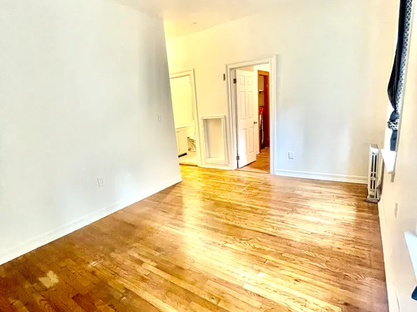 1867 Adam Clayton Powell Boulevard 3E image 2 of 14