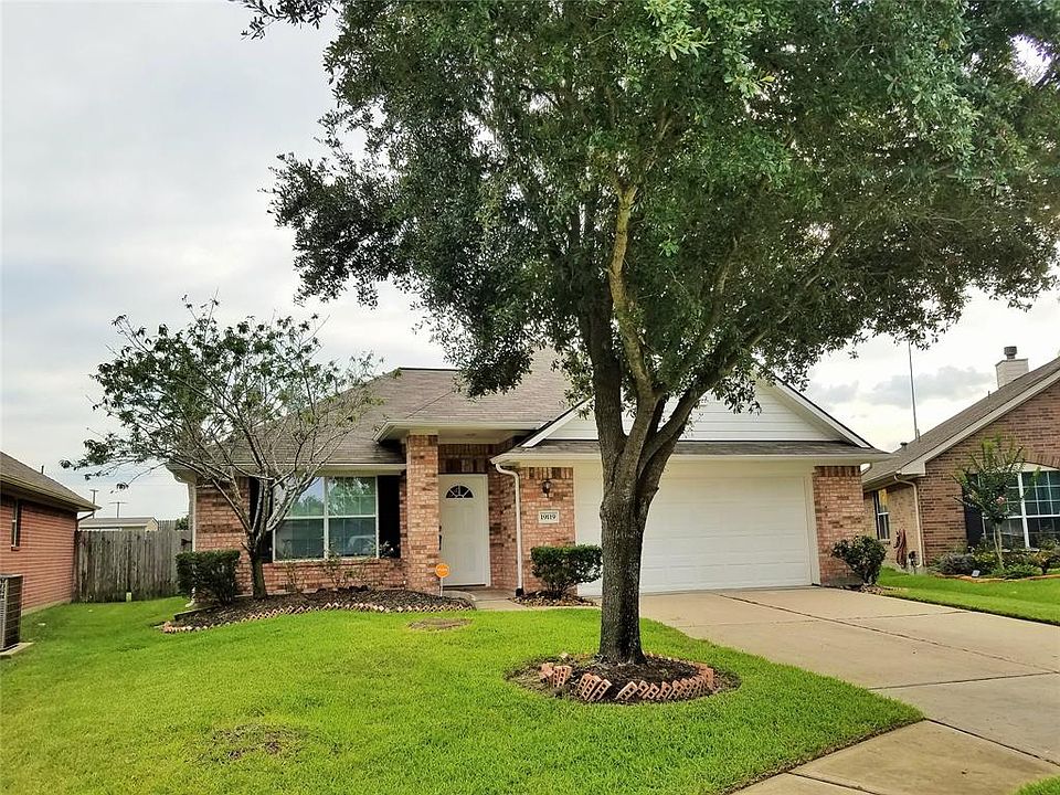 1st image of 19119 Copper Bean Dr