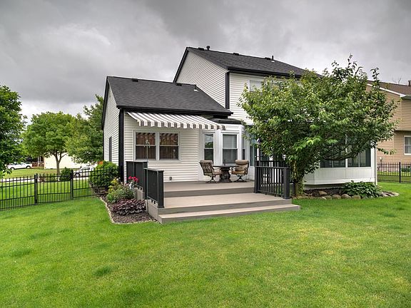 5th image of 2310 Shirlene Dr
