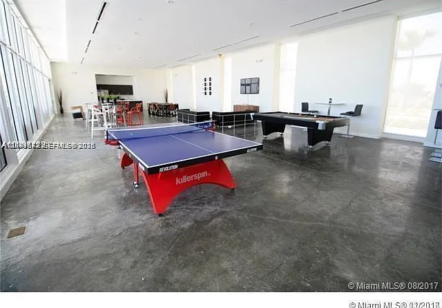 The Oaks I Condo — Photo 3