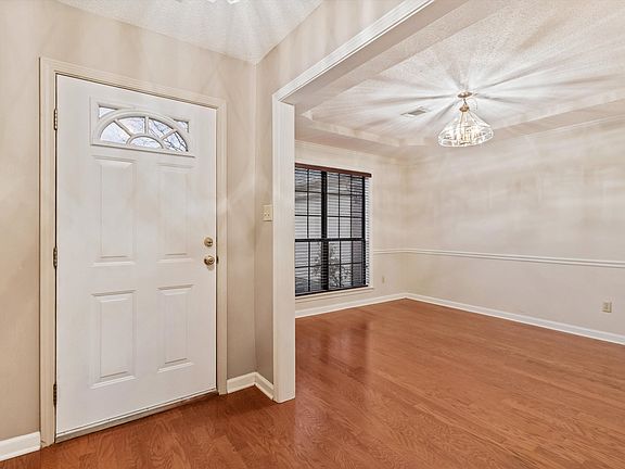 3rd image of 5047 Jeffrey Keith Dr