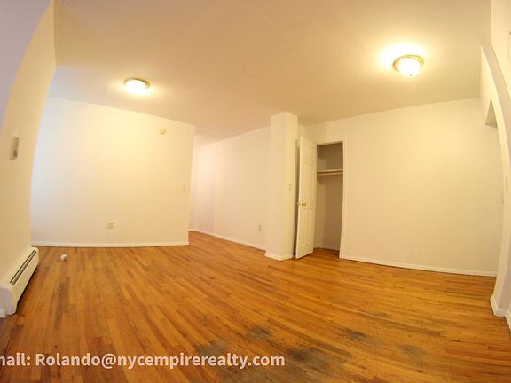 3rd image of 1353 Sheridan Ave #2G
