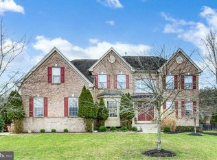 38 Kyle Ct, Mount Laurel, NJ 08054