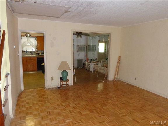 5th image of 1043 E 218th St