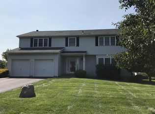 18 Aberdeen Cir, Flemington, NJ 08822