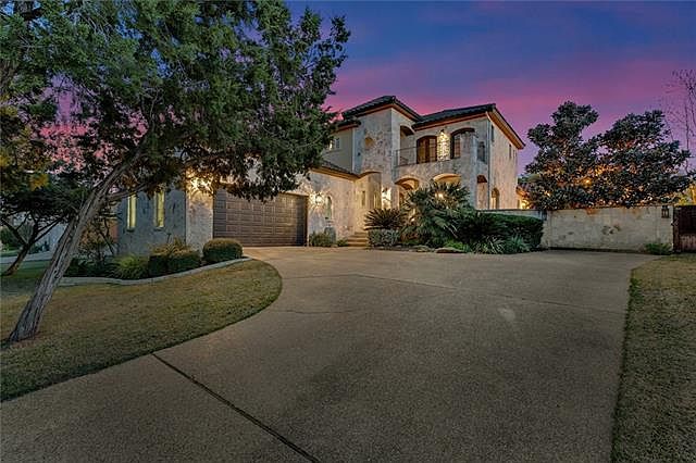 1st image of 12 Stillmeadow Dr