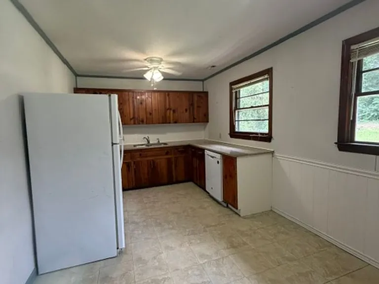 1109 Tapoco Ave — Photo 6