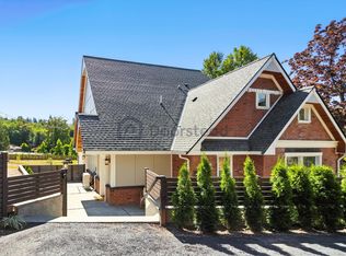 20034 80th Ave NE, Kenmore, WA 98028