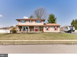 10 Baggaley Rd, Hamilton, NJ 08690