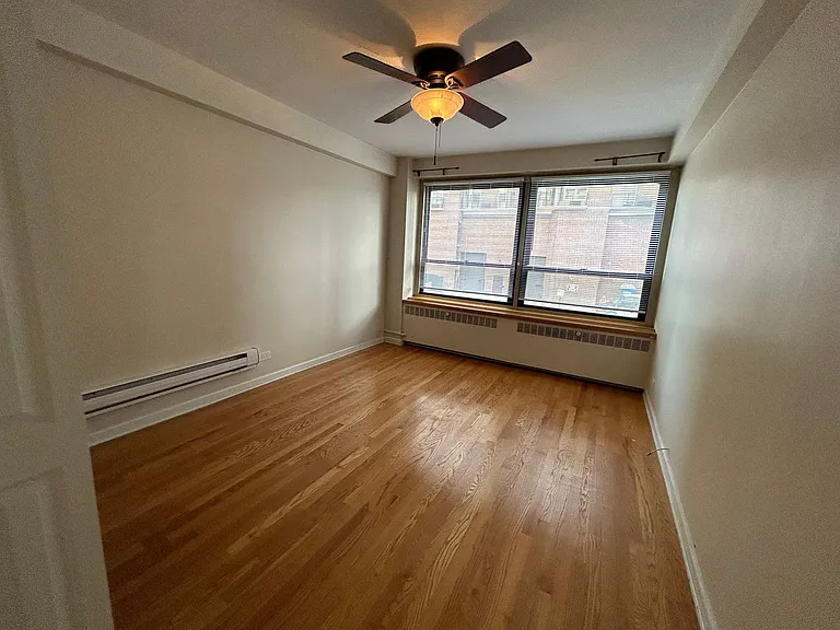 4180 Marine Terrace Apartments — Photo 100