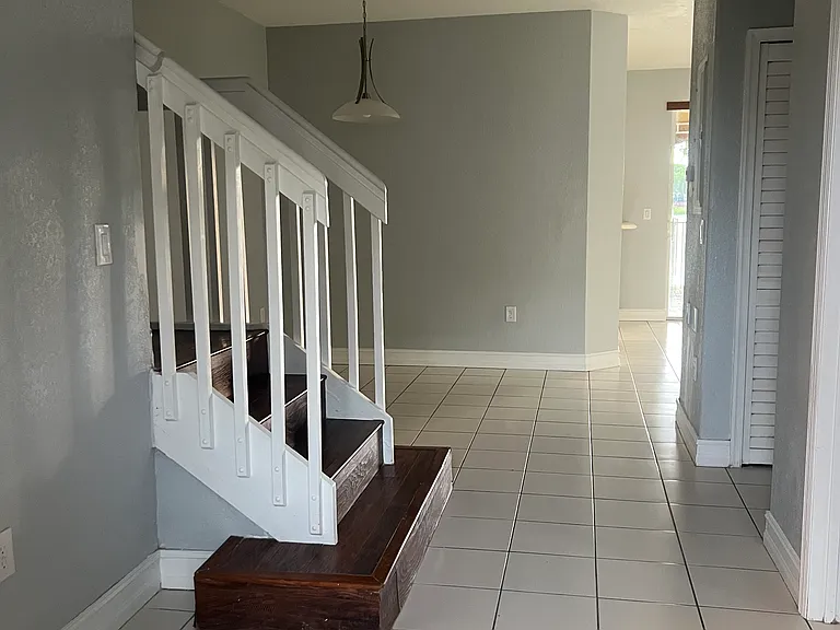 2606 SE 15th Pl — Photo 9