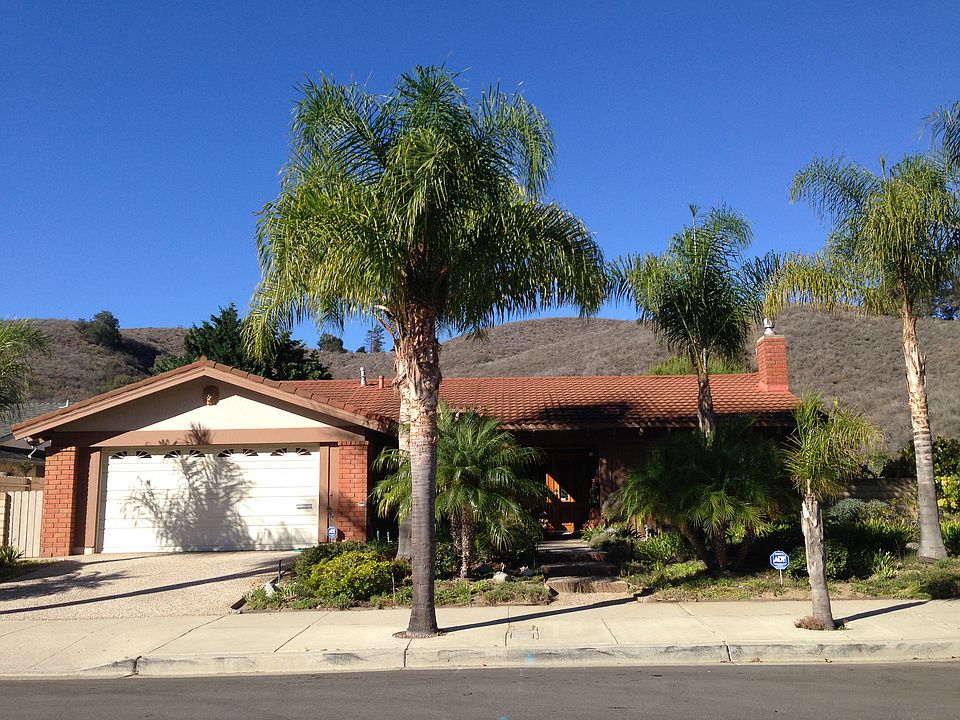 1st image of 867 Viewcrest Dr