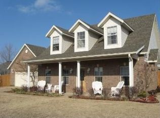 727 Almoo St, Lowell, AR 72745