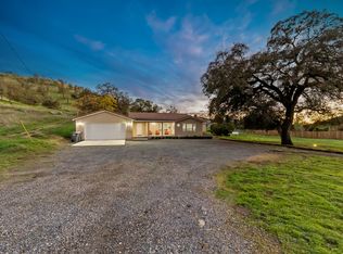 18804 Auberry Rd, Clovis, CA 93619