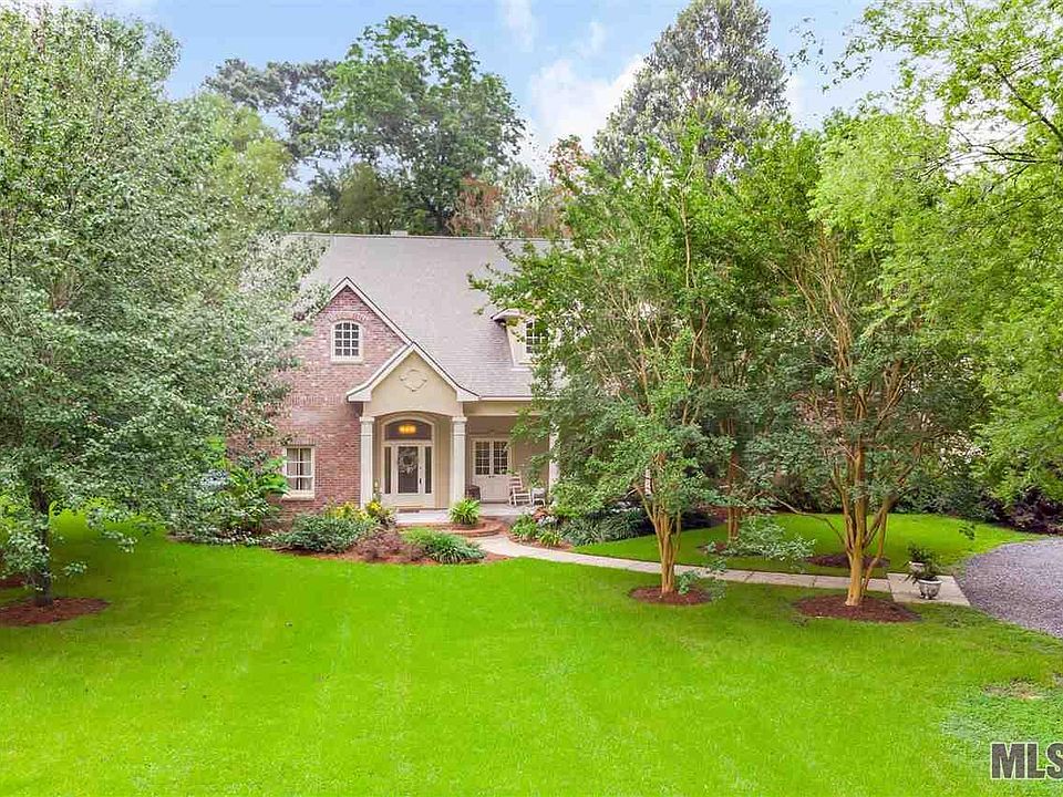 1st image of 235 Pecan Dr