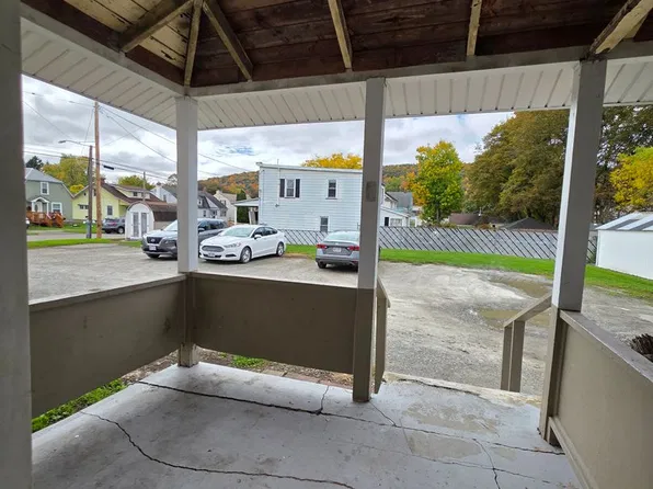 2115-2117 College Ave Elmira Heights, 2115-2117 College Ave #College2117a, Elmira, NY 14903