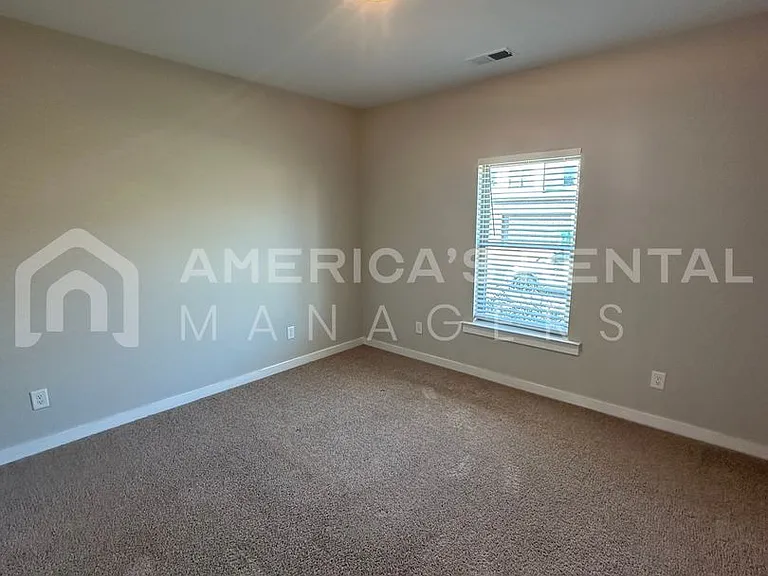 130 County Road 1702 — Photo 24