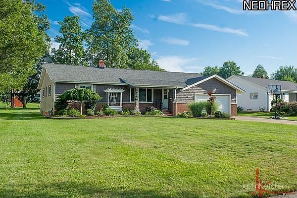 1st image of 673 Radford Dr