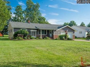 673 Radford Dr, Highland Heights, OH 44143
