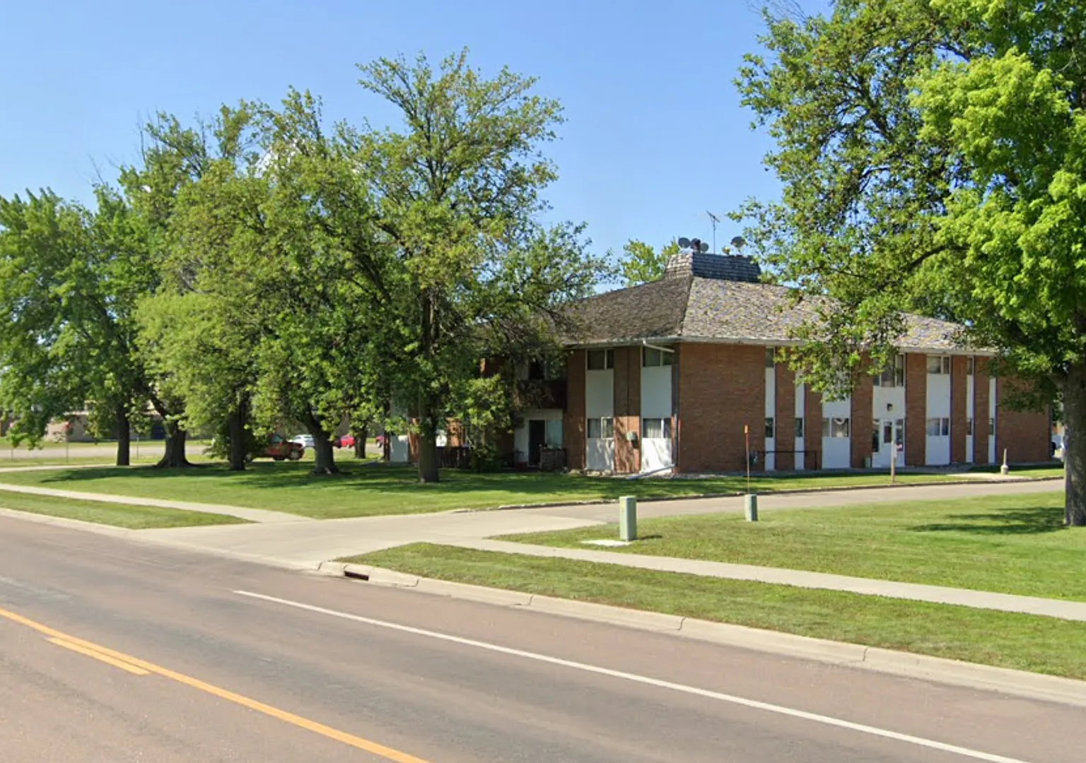 Welcome to 1205 11th St N in Wahpeton ND! — Photo 1