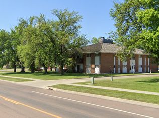 1205 11th St N #11, Wahpeton, ND 58075
