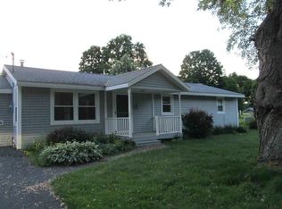 10 Brookside Dr, Cambridge, NY 12816