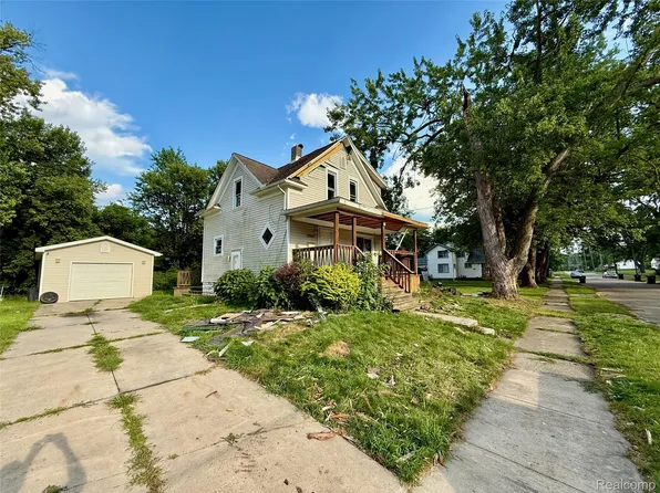 2037 Blades Ave, Flint, MI 48503