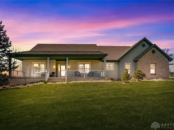 7423 Stoneham Cir, Springboro, OH 45066