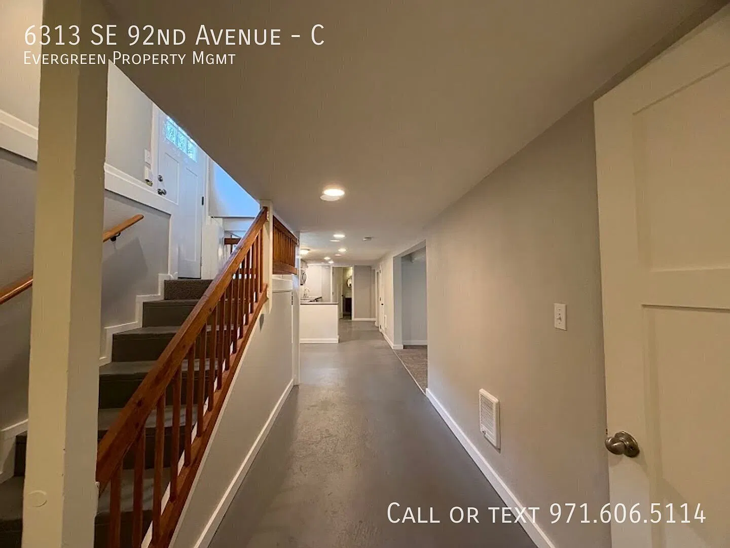 Bright Open Space! 2bd/1ba | Great Built-Ins | Shed Storage — Photo 4