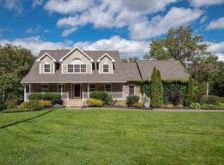 10 Thompson Run, Hammonds Plains, NS B4B1T7