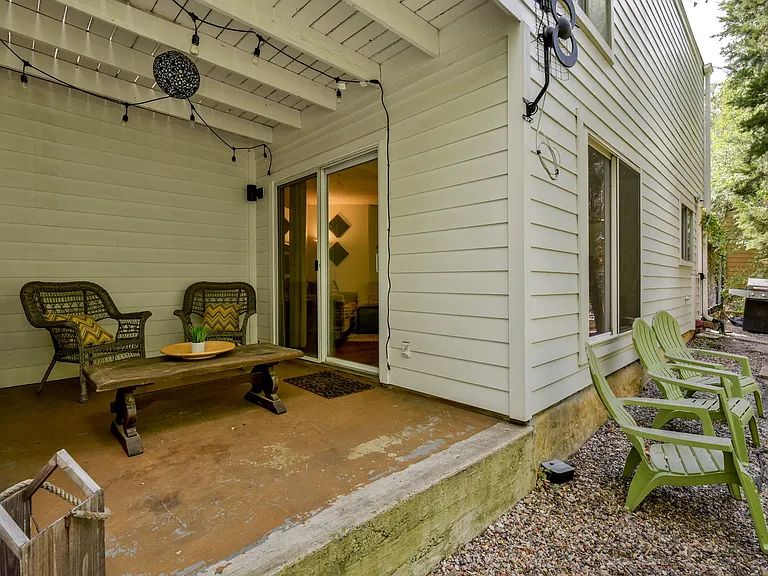 1122 Bluebonnet Ln #A — Photo 17