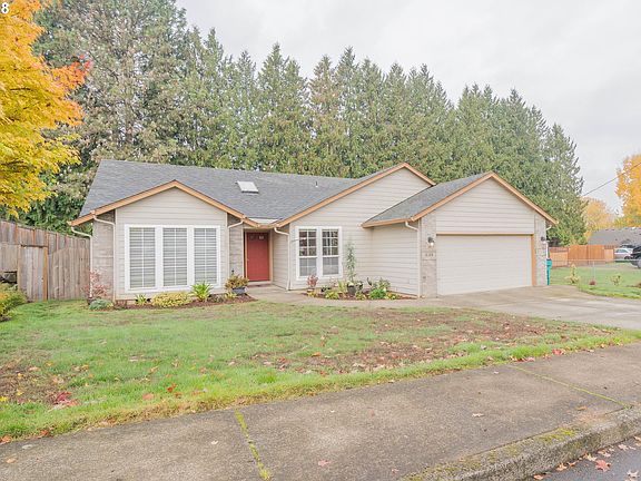 2nd image of 6400 NE 84th Pl