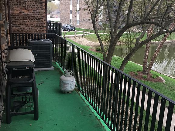 5th image of 14028 S Laramie Ave APT 1720