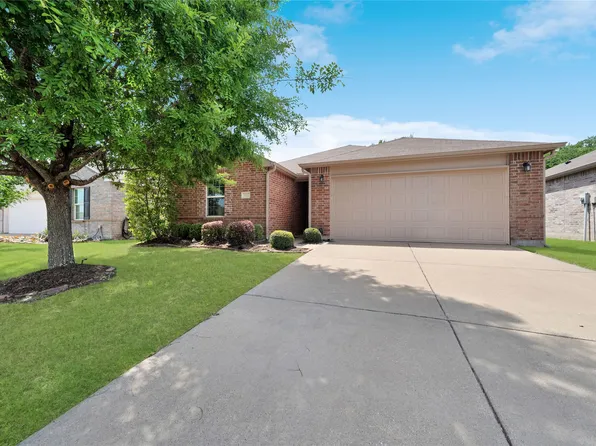 111 Tanglewood Dr, Fate, TX 75189