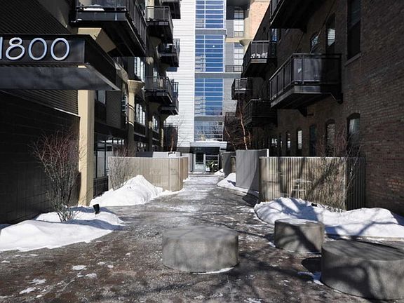 2nd image of 1800 W Grace St APT 101