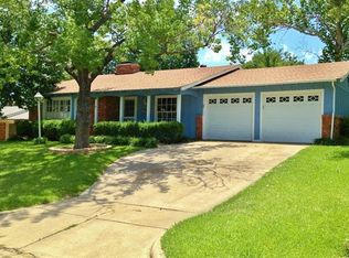 5208 Blue Ridge Ct, Fort Worth, TX 76112