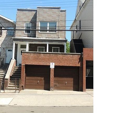 4th image of 502 Morris Park Ave