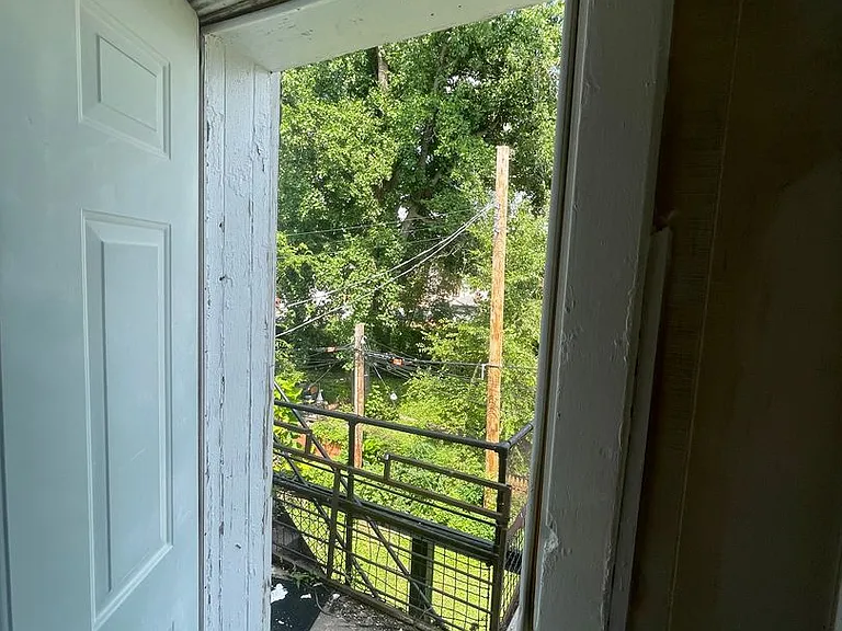 4010 Pennsylvania Ave — Photo 15
