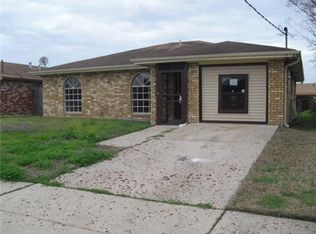7535 Mackenzie St, New Orleans, LA 70128