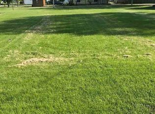 1107 W Le Fevre Rd, Sterling, IL 61081