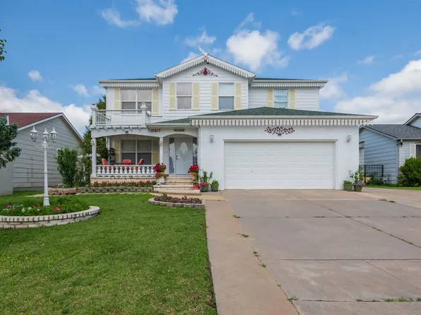 10617 E Fawn Grove St, Wichita, KS 67207