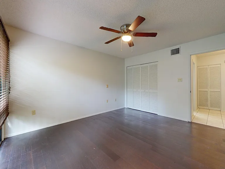 5166 Lancewood Dr — Photo 23